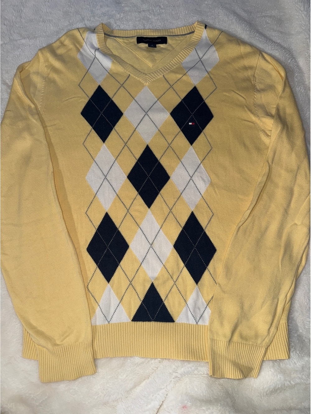 Tommy Hilfiger Men's Medium Yellow Argyle V-Neck Sweater